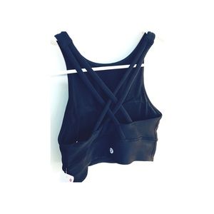 FLASH SALE! Lululemon High Neck. Rib length Bra.